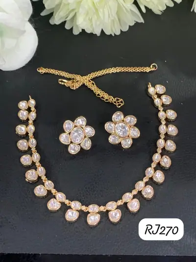 Single Line Polki Necklace Set