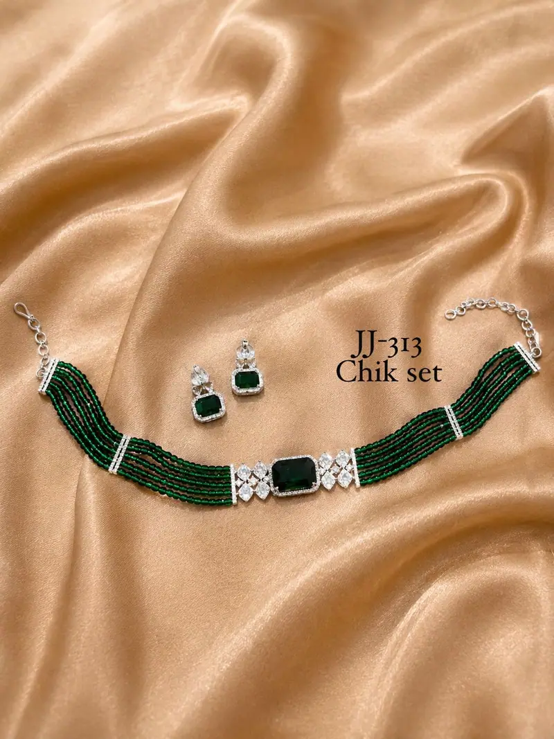 Emerald Bead American Diamond Chik Set — Emerald Green