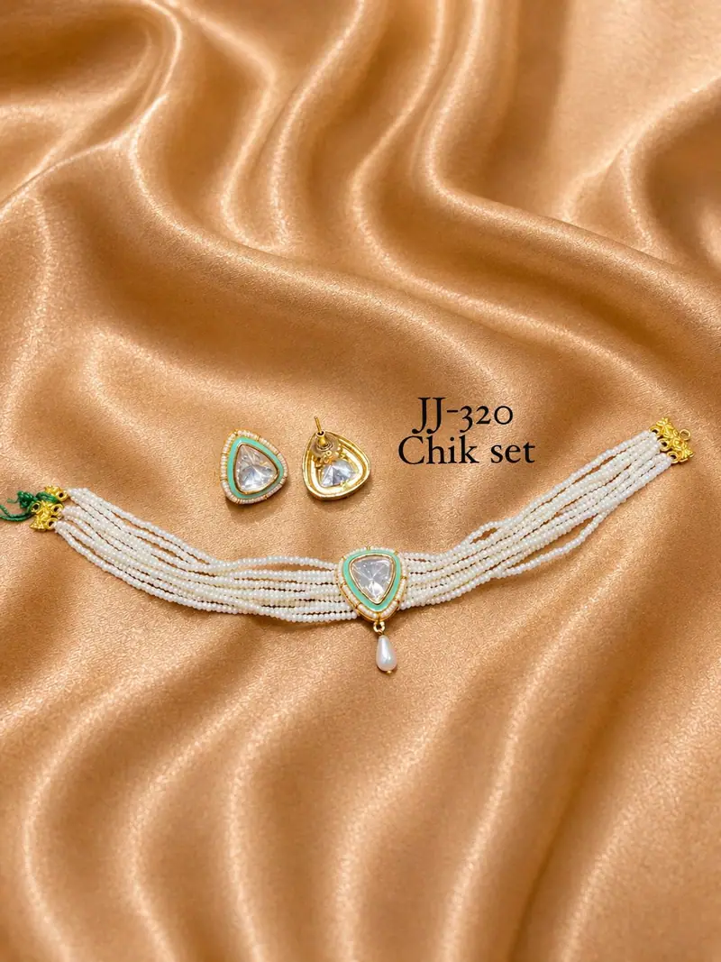 Pearl Chik Set With Kundan Pear Pendant — Pearl White