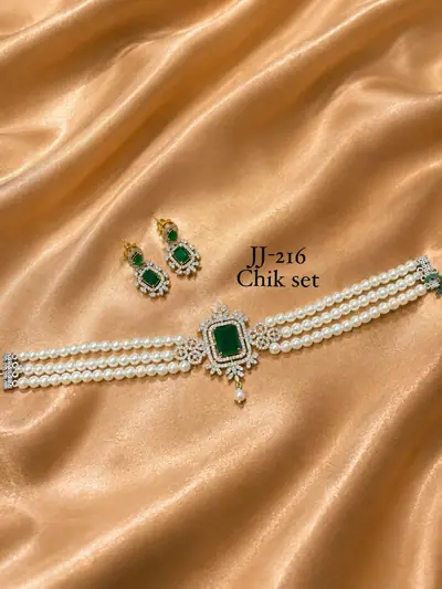 Pearl Emerald AD Chik Set