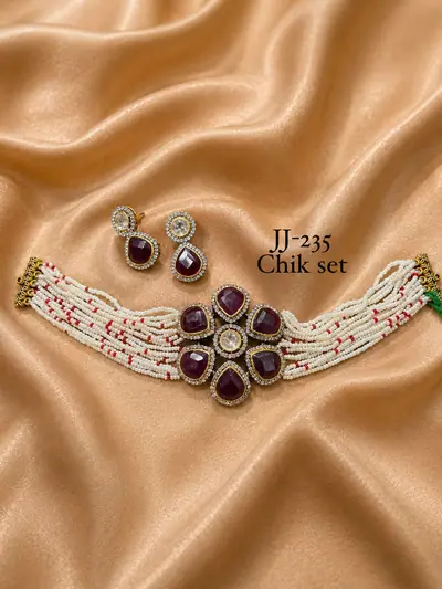 Kundan Pearl Layered Chik Set