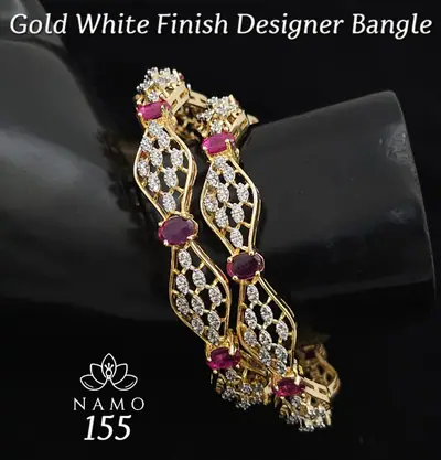 Wavy Lattice American Diamond Bangles
