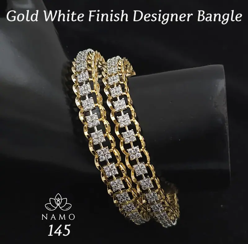 Box Link Diamond Bangle Pair — Gold