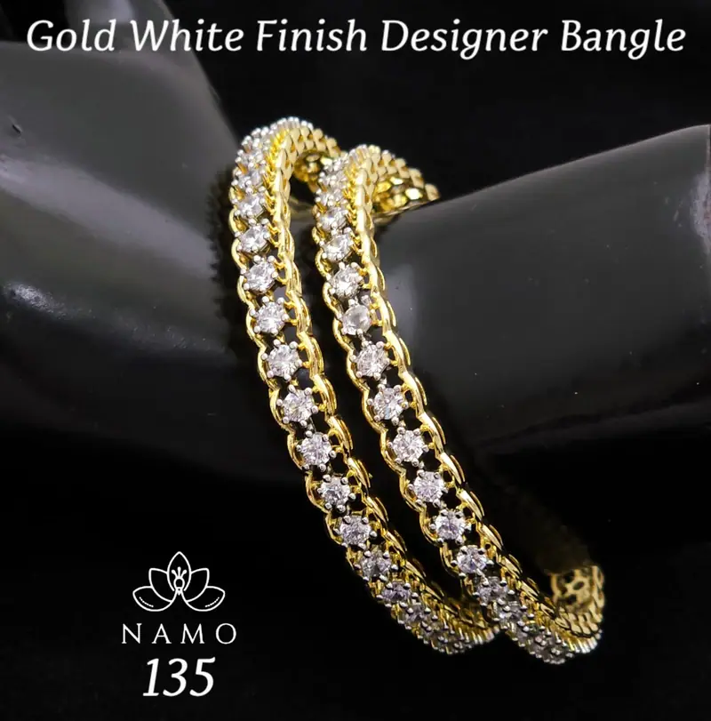 Curb Chain Solitaire Bangle Pair — Gold
