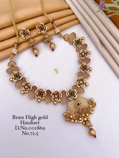 Antique Floral Matte Gold Set