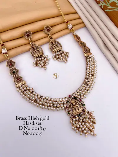 Temple Lakshmi Pearl Necklace Set