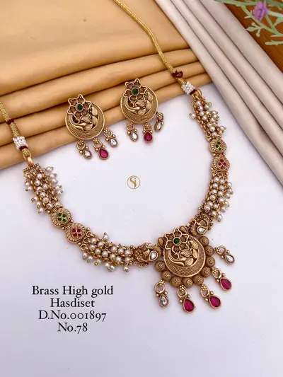 Antique Peacock Pearl Necklace Set