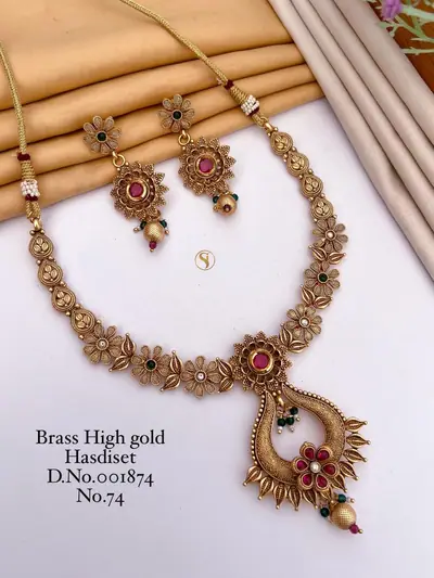 Antique Floral Mango Necklace Set