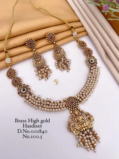 Temple Lakshmi Pearl Necklace Set