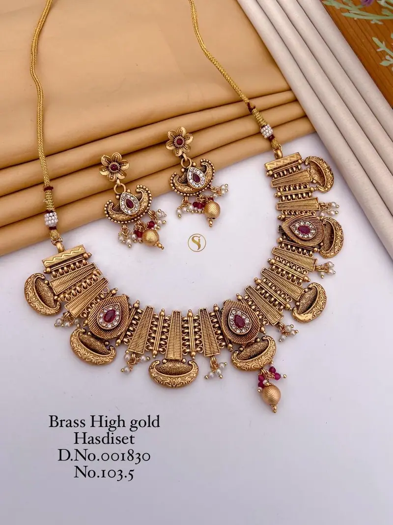Antique Temple Statement Necklace Set — Ruby Red