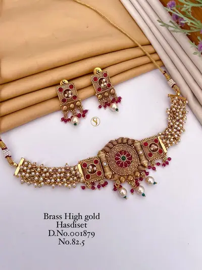 Antique Pearl Cluster Choker Set