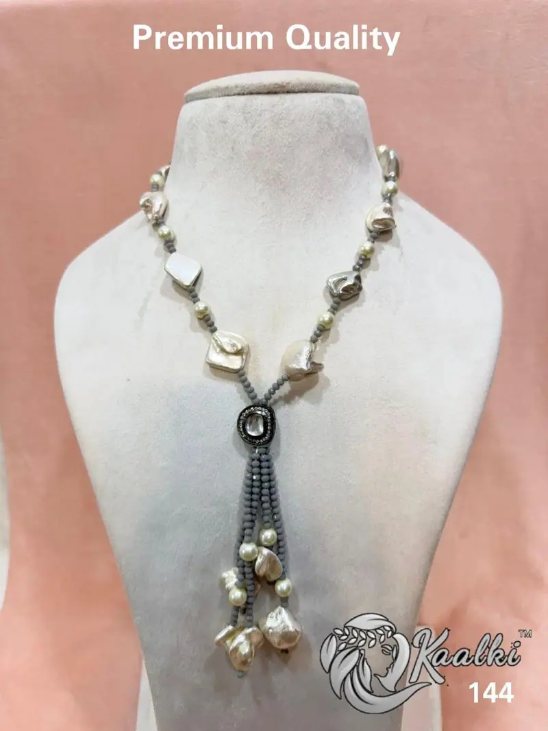 Baroque Pearl Victorian Tassel Maala — White