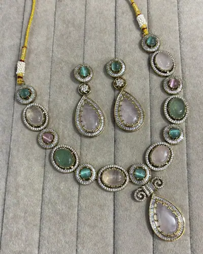 Pastel Doublet Necklace Set