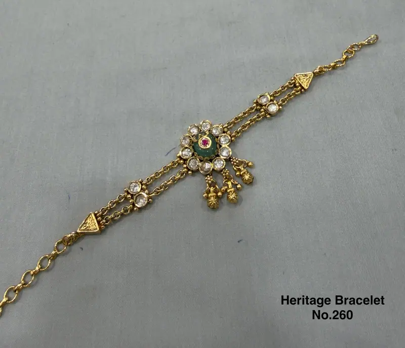 Kundan Floral Chain Bracelet — Gold