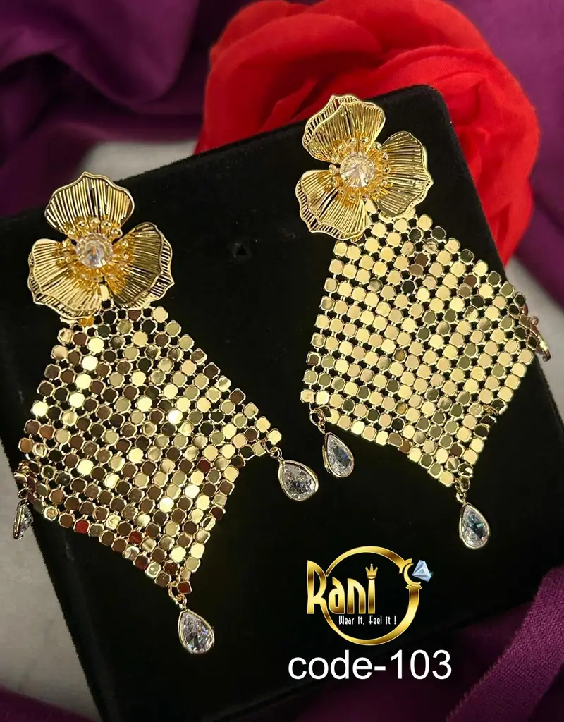 Floral Mesh Chandelier Earrings — Gold
