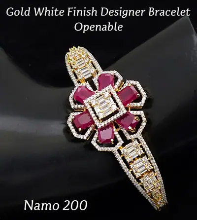 Floral Motif Openable Bracelet