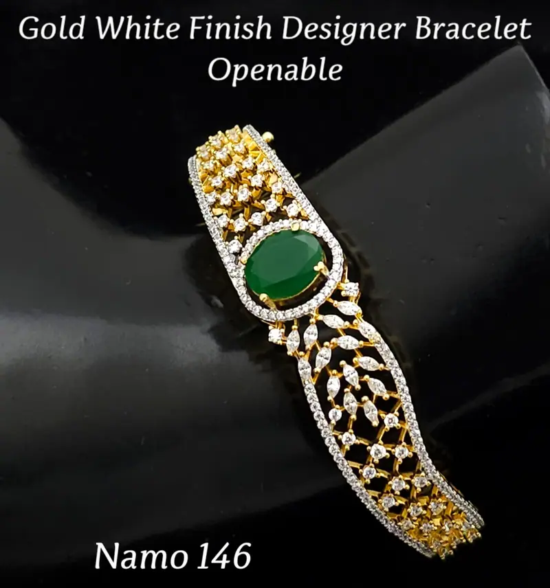 Emerald AD Openable Designer Bracelet — Green