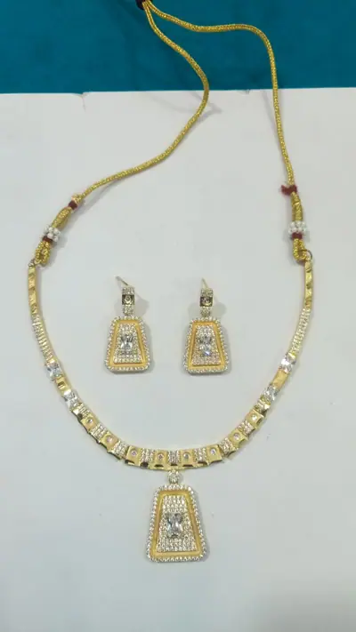 AD Trapeze Pendant Set