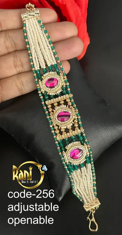 Emerald Bead Broad Polki Bracelet