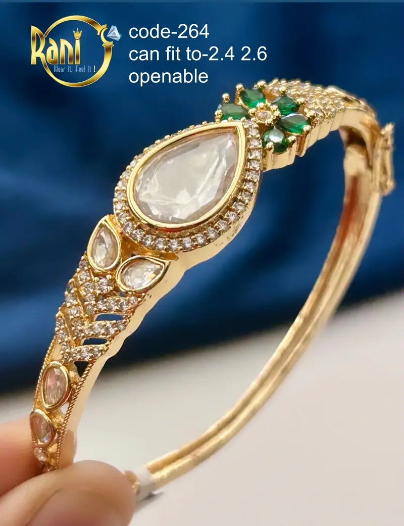 Solitaire Polki Openable Kada — Emerald Green